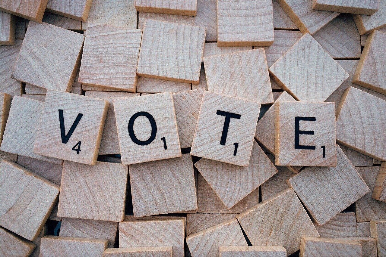 Voter par procuration : plus d'obligation d'être inscrit sur la même commune